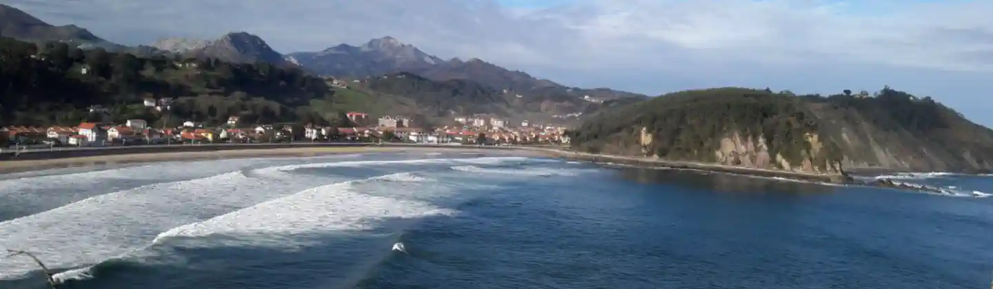 Playas en la desembocadura del Sella (Asturias)