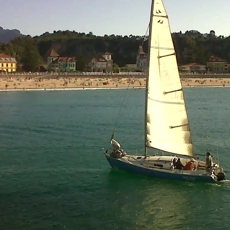 Playas en la desembocadura del Sella (Asturias)